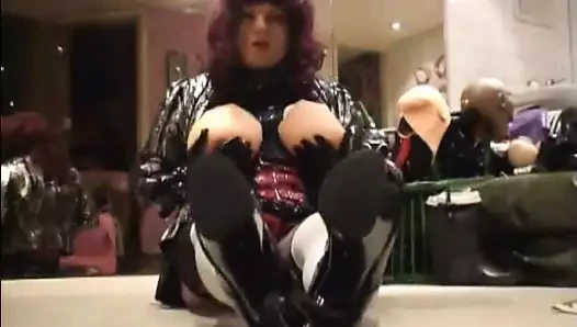 Roxina kızıl saçlı kız x