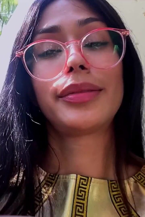 Gisele Amore's Ancient Egyptian Giantess Domination 4K POV Shrinking Fantasy Awaits!