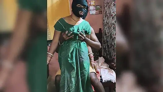 Rekaman seks istri india pertama kali sama cowok berotot