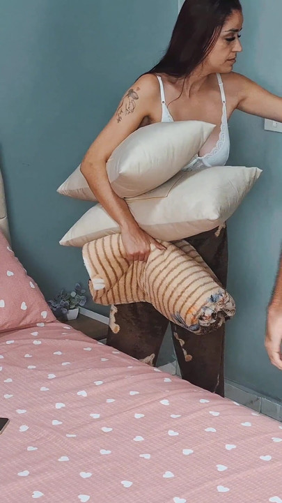I Had to Share the Bed with My Stepmother!