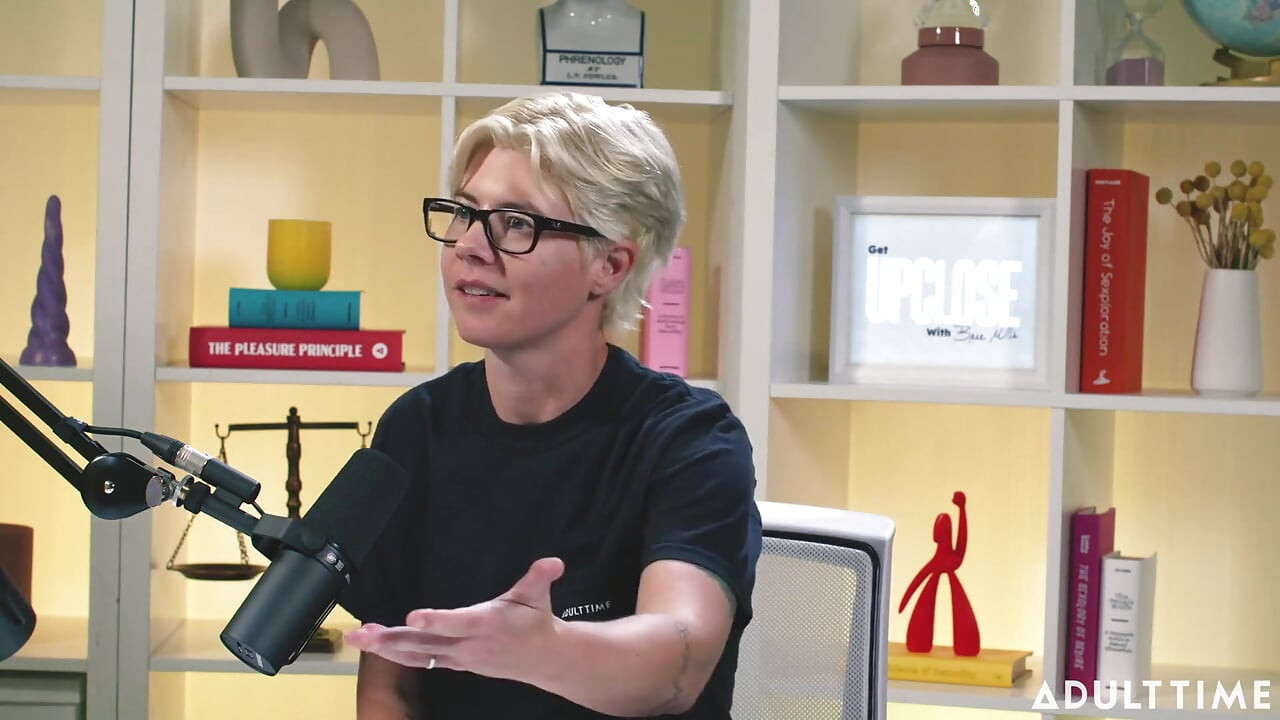 Khloe Kingsley: Squirting on Camera & Red Flags