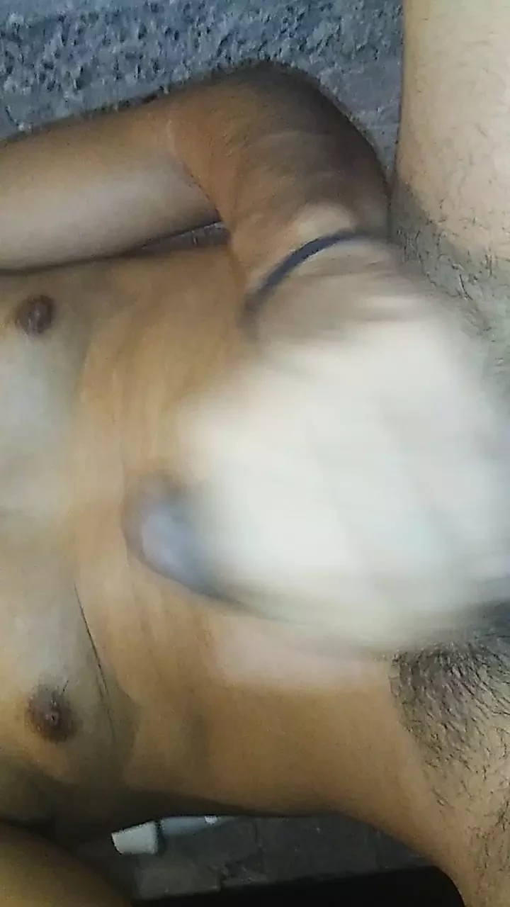 Tôi sẽ đi tắm để thoát khỏi cái nóng bỏng 🥵
