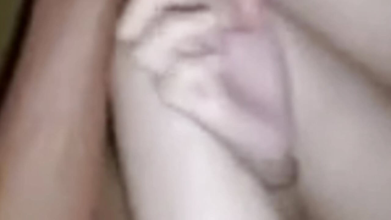 Unexpectedly fucked my step sister virgin tight pussy when nobody was athome