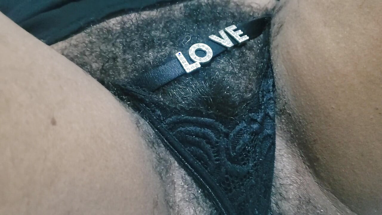 Natural Bush Lover, Hot MILF Hairy Pussy and Adult Amateur Hot Pussies