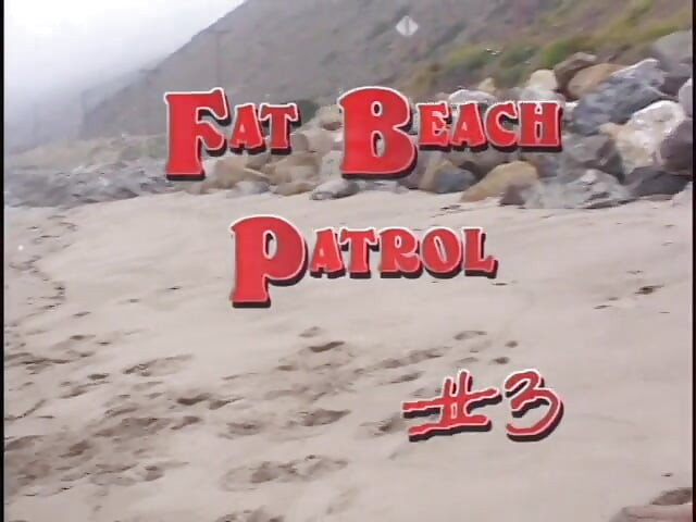 ブロンドのBBWがイケメンを誘惑してベッドで抱く