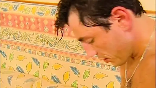 Tante seksi dengan toket besar dientot habis-habisan sama kontol besar sampai dicrot di dalam