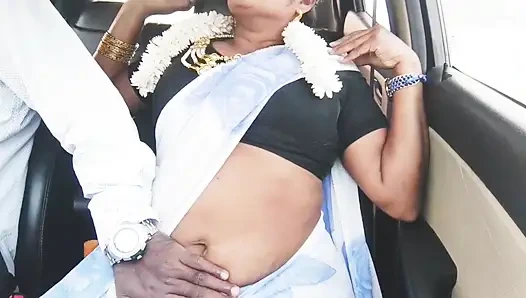 Indischer bhabi-auto-sex. Schöne sari-hausfrau versucht, mit stiefsohn Car Drive.telugu Dirtytalk zu ficken.