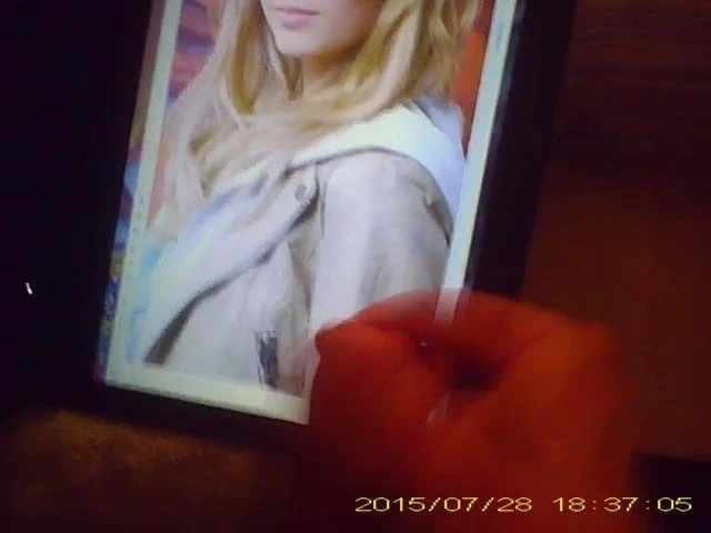 Cống hiến cho laura vandervoort