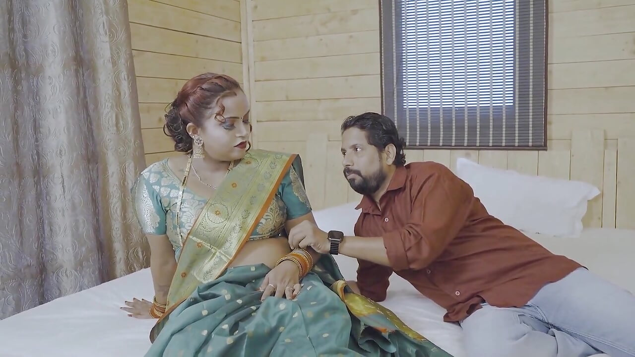 A Sexy Elder Stepbrother's Wife Wants to Massage Her Body with Her Deborji, Hardcore Bhabi Sex