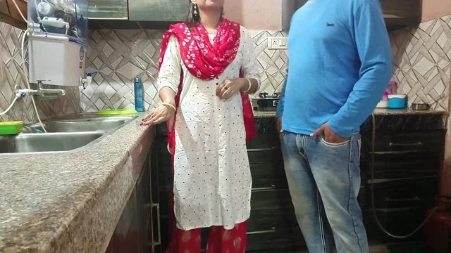 I Love How My Stepmom Sucks My Cock In The Kitchen. I Fuck Her Doggystyle.Fucking my stepmom in the kitchen in hindi