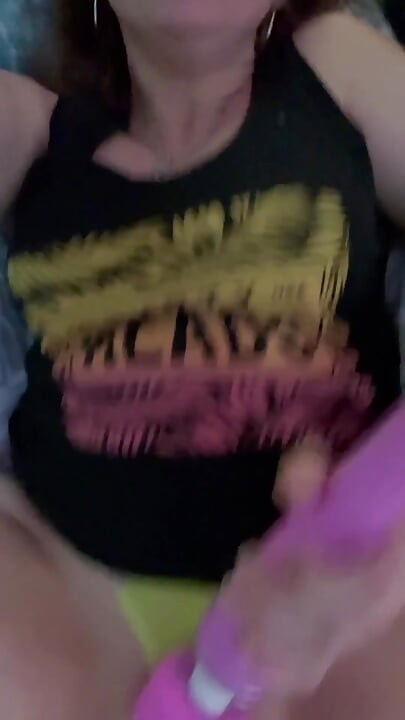 All That Pussy Such a Small Cloth