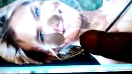 Bar refaeli 3 üzerinde Cumming (haraç)