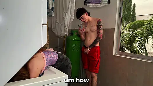 I got stuck in the washing machine and my boyfriend fucked my ass