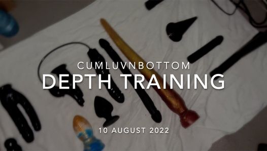 Grandes juguetes, gran estiramiento - entrenamiento de profundidad anal de cumluvnbottom