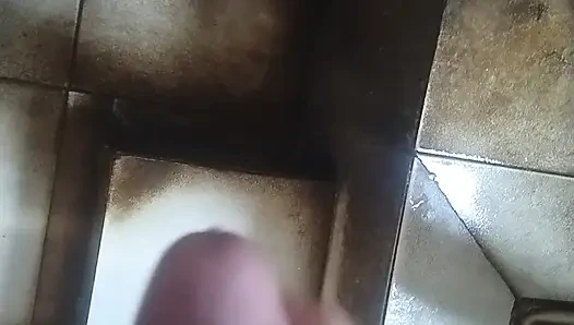 Banyoda sperm boşalması ağır masterbasyon