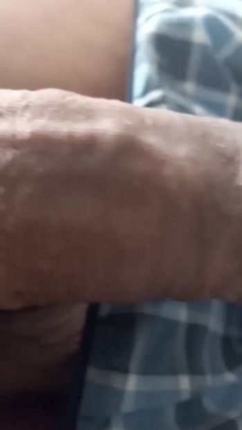 Close-up solo masculino mostrando meu pau