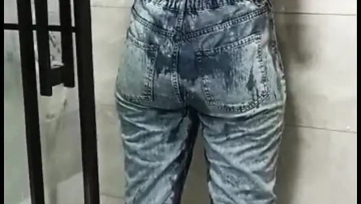 Dressing in clothes in the shower should squirt