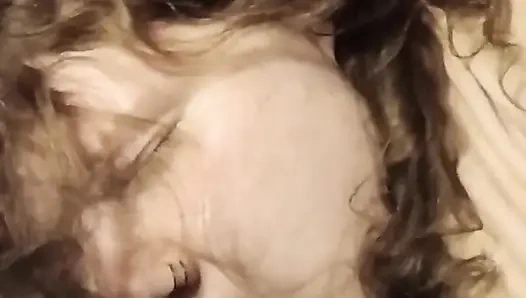 Anisleigh williams wird doggystyle gefickt, stöhnen für veiwers