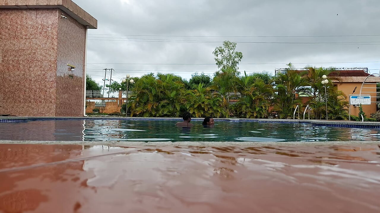 Sperm Floating in the Pool, Hard Sex in the Water, Double Orgasm