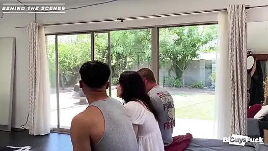 Bts Bubble Butt Maximus Kelly Before He Fucks Latin Stud Juan Lucas and Latina Luna Lopez!