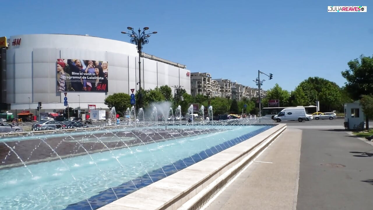 Pacarku ngentot aku habis-habisan di memekku yang belum dicukur