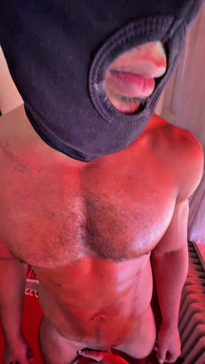 Must-see moment from "shy girl oils and jerks off monstercock of muscular lightskin guy POV"