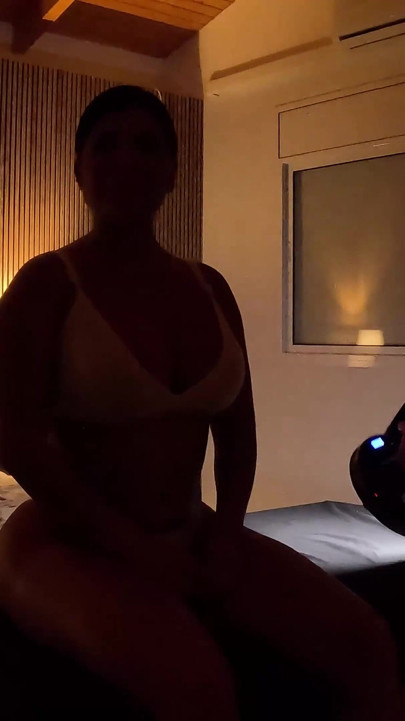 Bts W Sara Retali