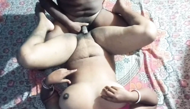 Desi aunty first time fucking