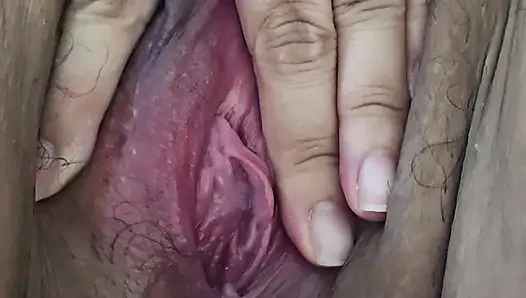 Masturbate big clitoris