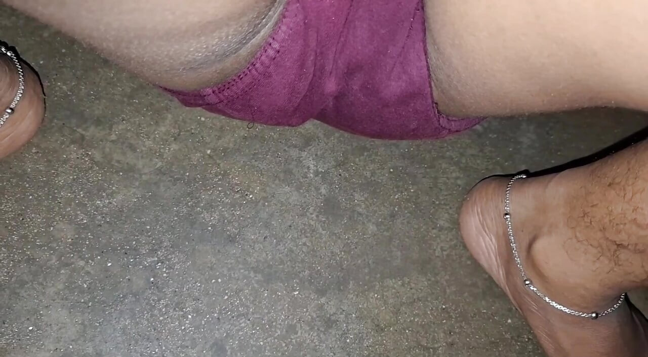 Indian Desi Stepmom Priyanka Loves
