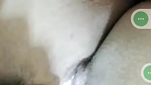 Jede nacht machen wir für unseren befriedigten video-sexanruf