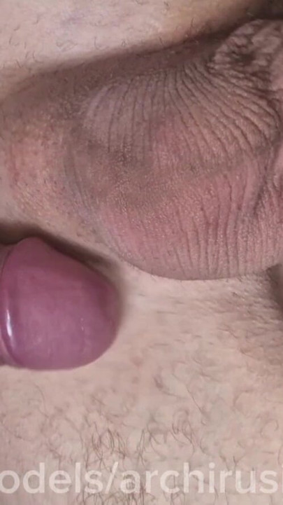 Sissy femboy-schlampe in einem pool mit sperma vom wilden arschficken ohne kondome | Clip 1