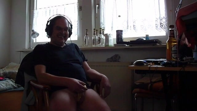 wichsen im stringtanga