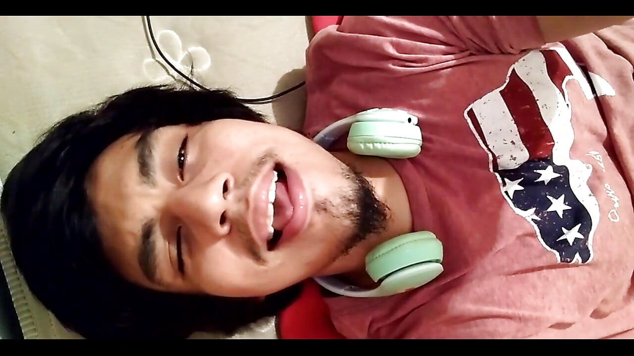 In the Bed Horny Boy
