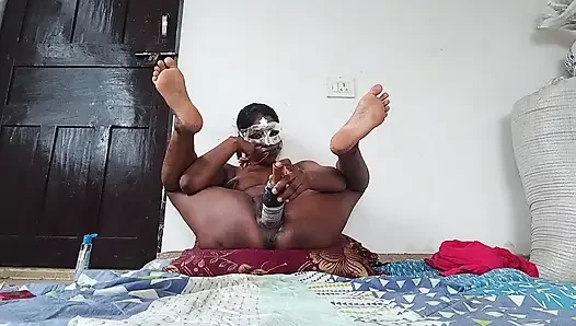 Çok sert amcığını sikmek çok kötü