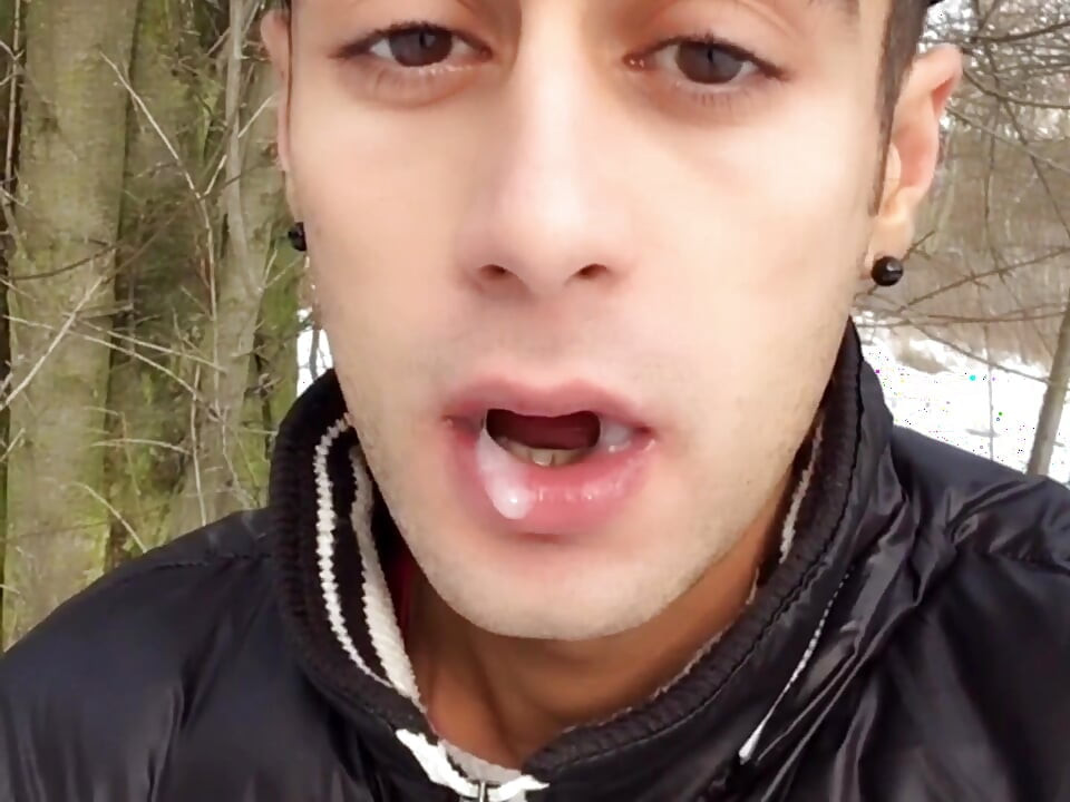 Cum Play on Tongue and Swallowing Load From Cruiser