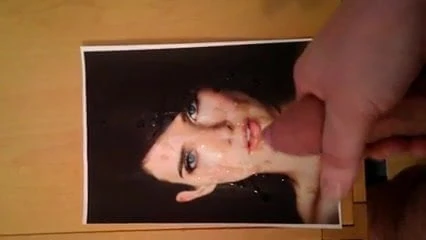 Colbi Smulders tribute