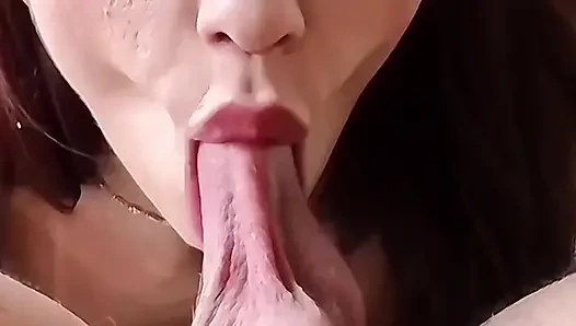 Geil und frech, grober sex - rothaarige latina bereit für hardcore doggystyle fick und blowjob in POV