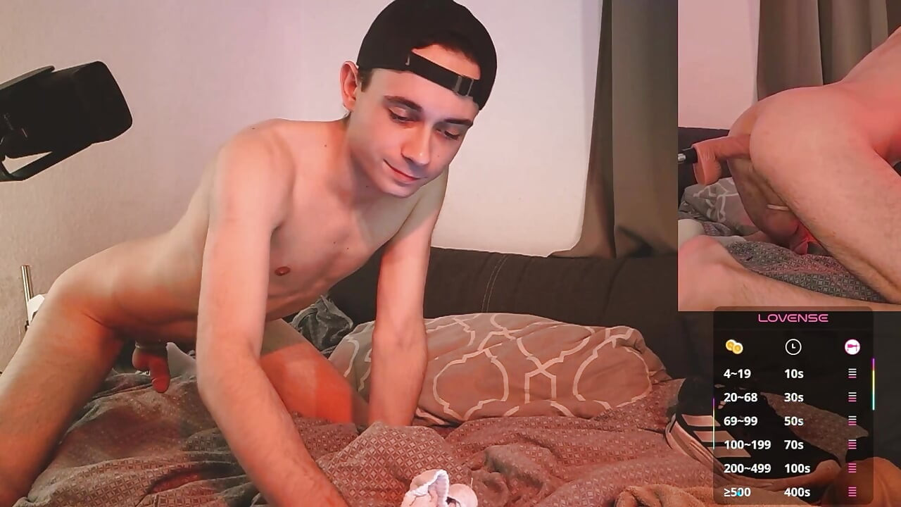 Twink vs. Fuck-Machine