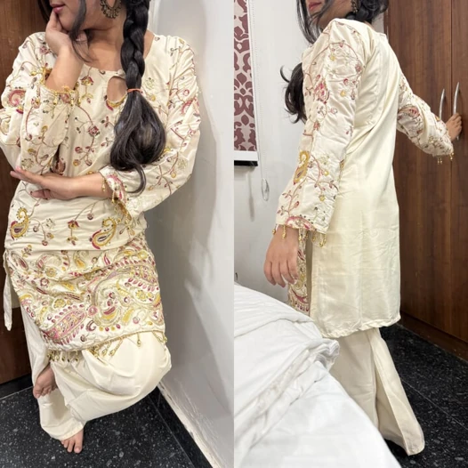 Ne Paise Ke Liye Apne Ke Sath Sex Kiya