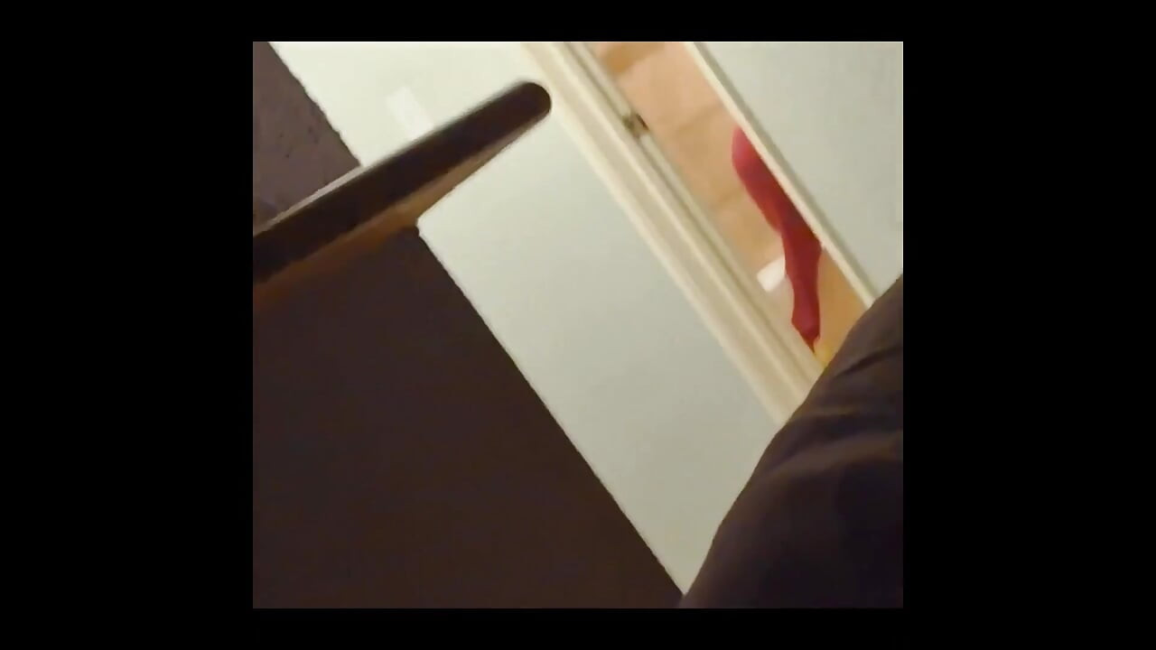 Big Pussy Granny Clean the Tub and I Come Take It