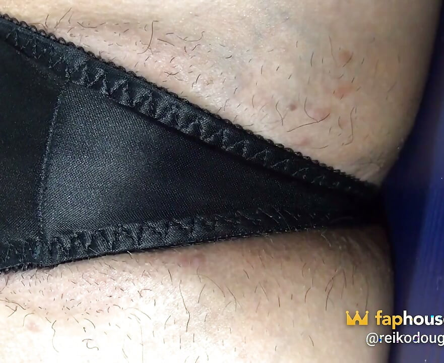 Masturbation with Mid-penetration Orgasm