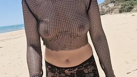 pamer tetek dan memek di pantai