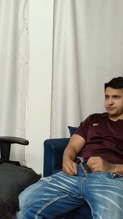 szwagierka pozwala mi wyruchać ją w swoim salonie | Klip 1