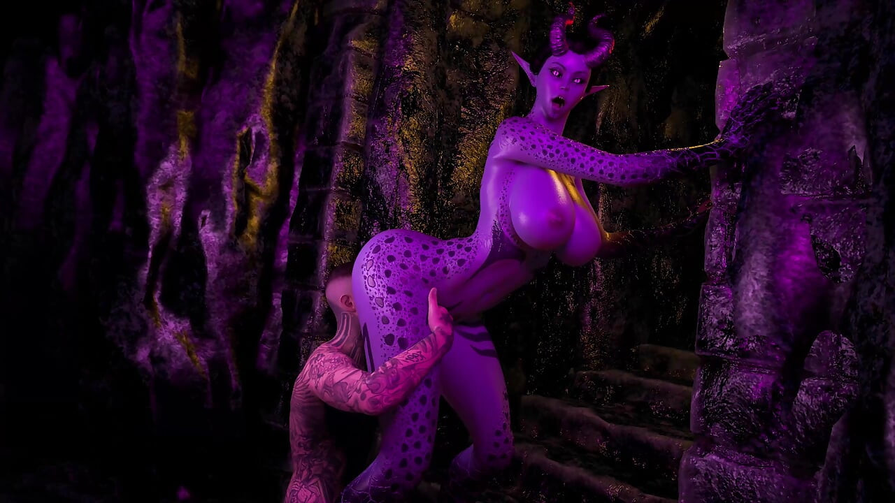 Halloween. Ragazzo Tatuato Di Fantasia Scopa Il Diavolo Sexy Con Un Grosso Cazzo.