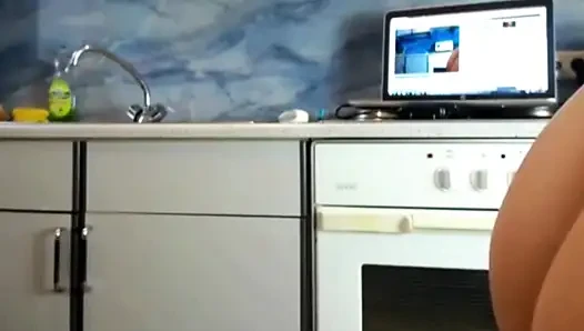 Sexydea'nın ateşli mutfak azdırması karşı konulmaz varlıklarımla alay etmemi izle!