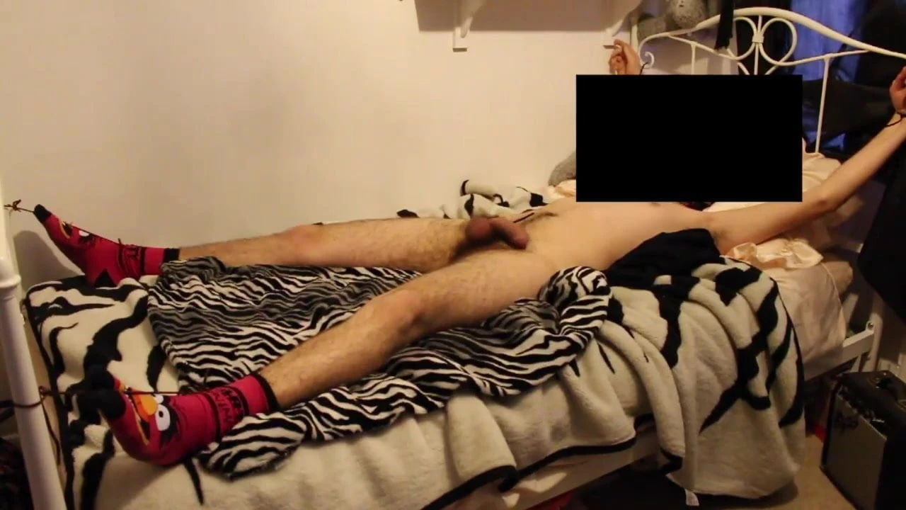 Pat cu auto-legare