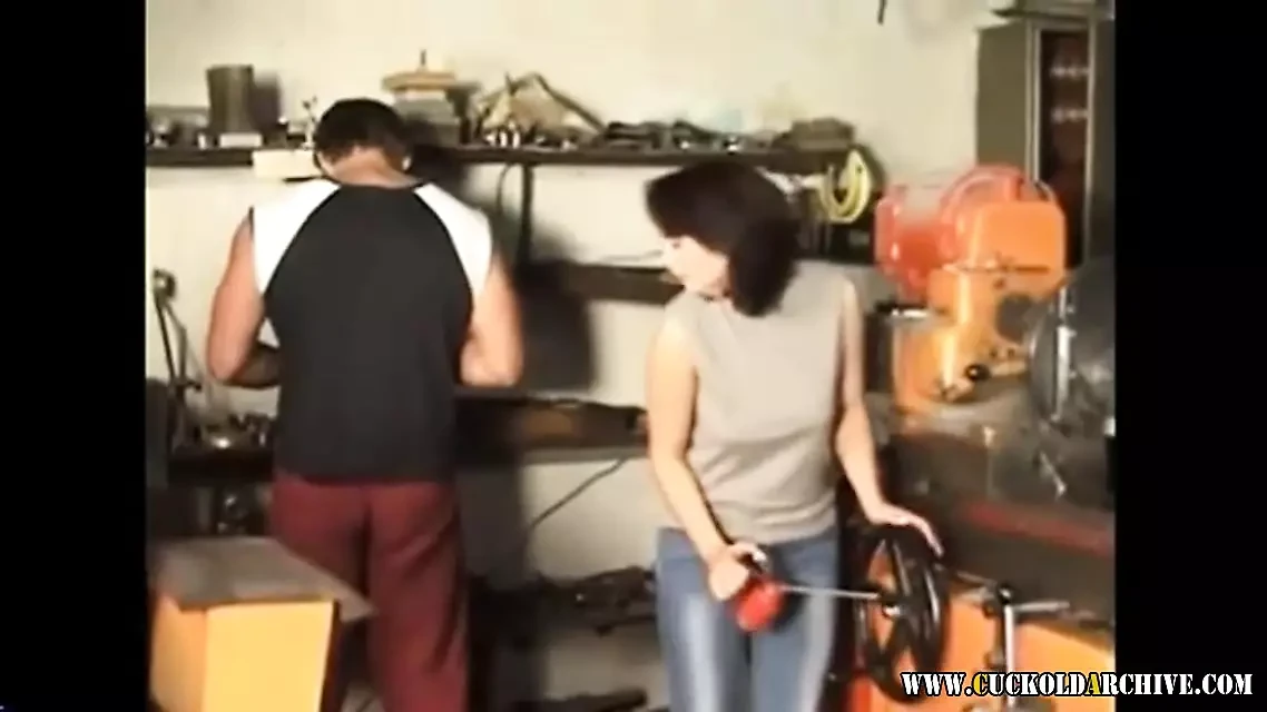 Cuckold Archive yooro patni jivnannd jivan shaili ki koshish kar rahi hai