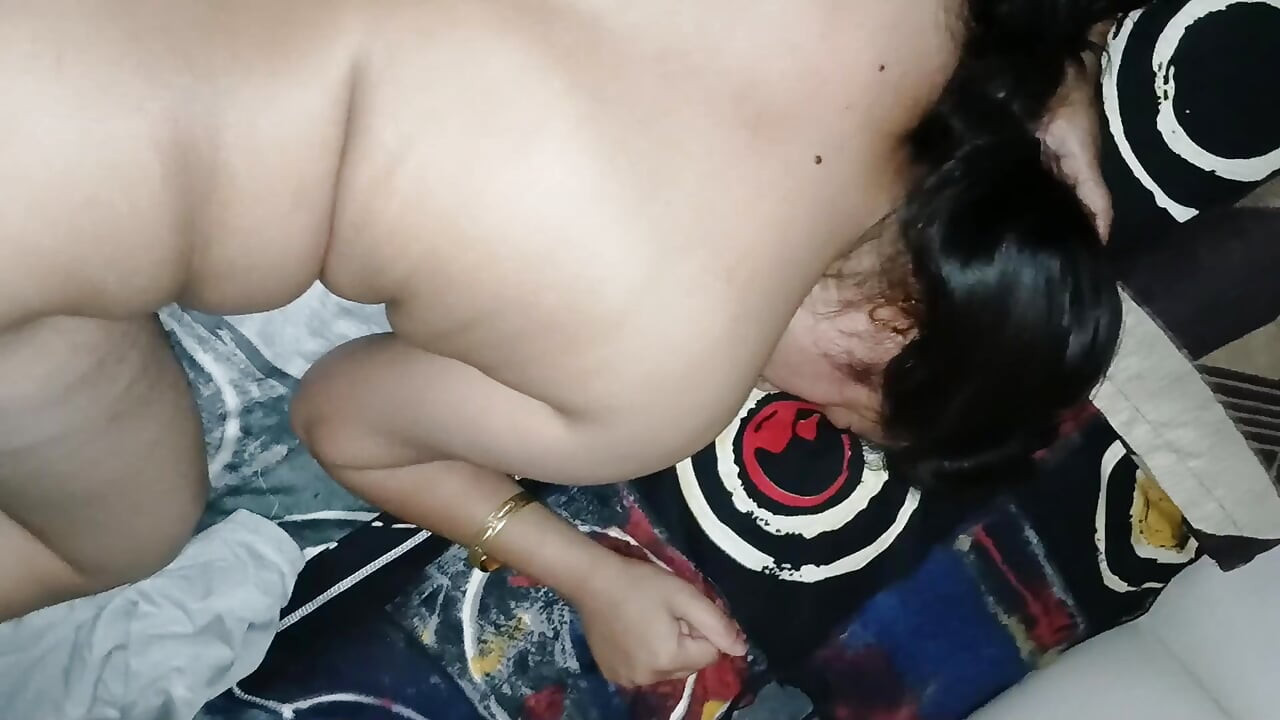 Üvey kız kardeşle şimdiye kadarki en iyi sert acı verici hızlı sikiş videosu
