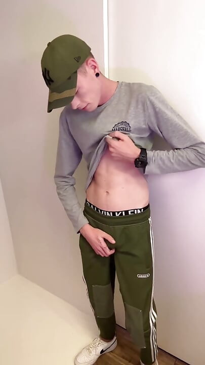 Craig Kennedy Jerks His Huge Thick Dick - Intense Solo Masturbation Session